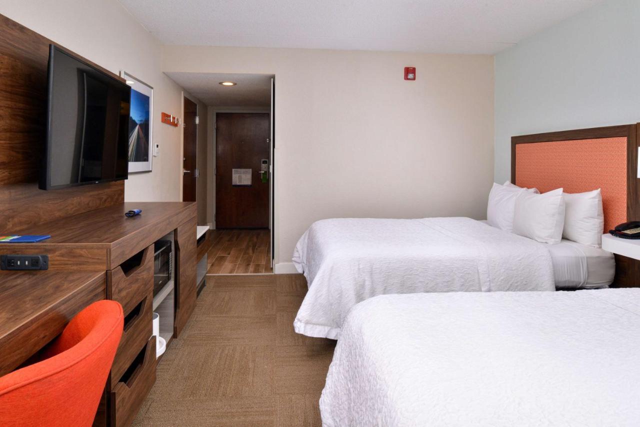 Hampton Inn Хендерсон Экстерьер фото